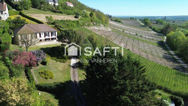 SPACIEUSE MAISON 5 CHAMBRES AVEC PISCINE ET VUE