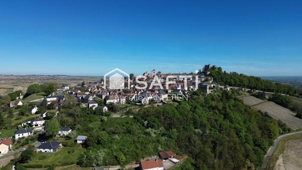 SPACIEUSE MAISON 5 CHAMBRES AVEC PISCINE ET VUE
