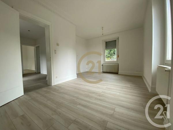 Immeuble à vendre  247 m 2   BELFORT  - 90