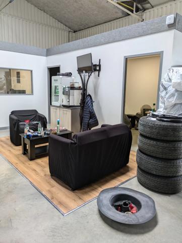 Local/bureau à louer SAINT VINCENT DE MERCUZE (38) 610 m²