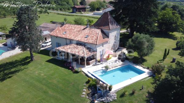 Domaine de prestige avec manoir, gîte et cottage sur 2,2 hectares de terrain paysager – Lot-et-Garonne