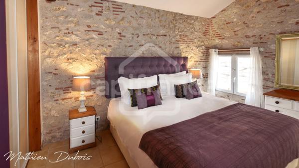 Domaine de prestige avec manoir, gîte et cottage sur 2,2 hectares de terrain paysager – Lot-et-Garonne