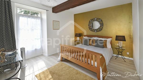 Domaine de prestige avec manoir, gîte et cottage sur 2,2 hectares de terrain paysager – Lot-et-Garonne