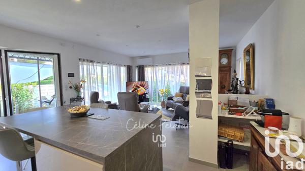 Appartement à vendre 3 pièces 77 m² Le Grau-du-Roi