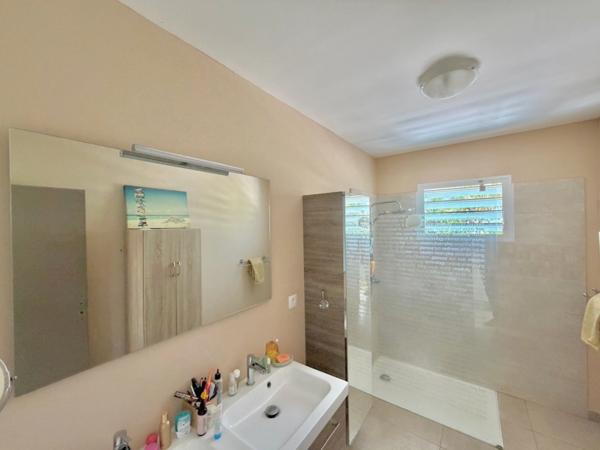 La Rivière Saint-Louis (97421), secteur Le Ouaki – Villa T5/6 avec piscine