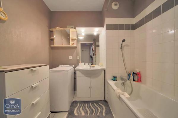 Appartement à vendre 2 pièces 48.77m²