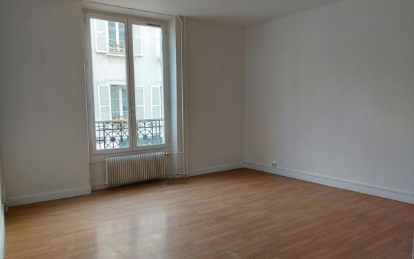 Appartement à louer    2 pièces •  Melun