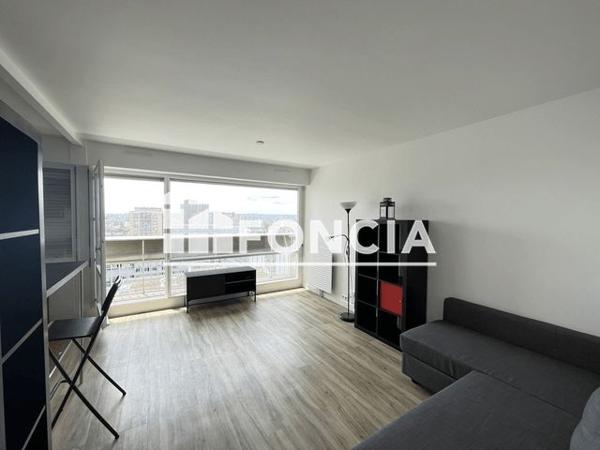 Location Studio 31.62 m² - 7 SQUARE DUNOIS Paris 75013
