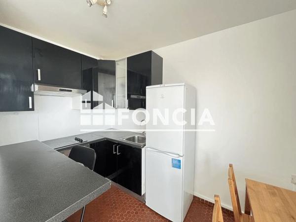 Location Studio 31.62 m² - 7 SQUARE DUNOIS Paris 75013