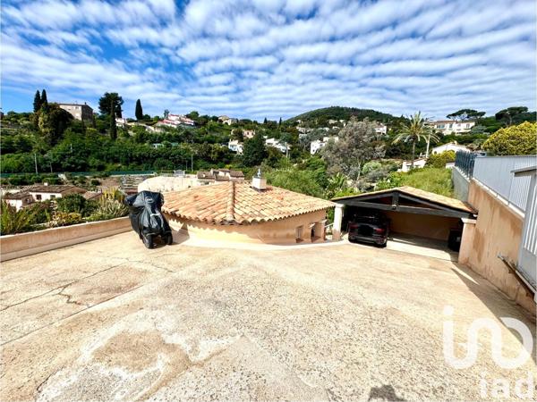 Maison à vendre 6 pièces 221 m² Mandelieu-la-Napoule