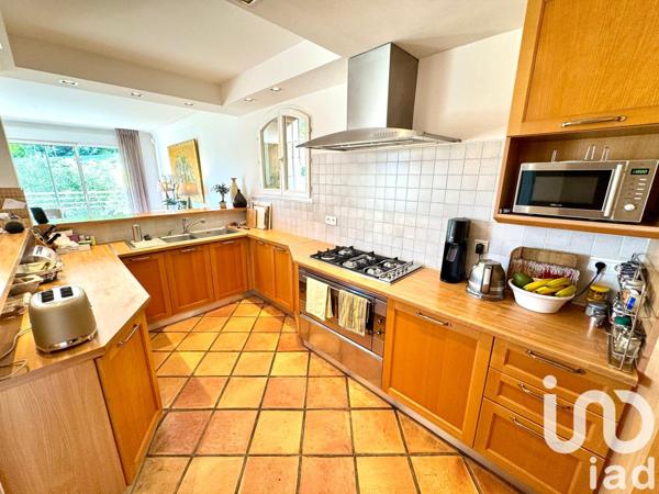 Maison à vendre 6 pièces 221 m² Mandelieu-la-Napoule