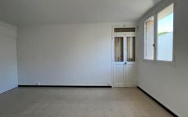 Appartement à louer    3 pièces •  Salon-de-Provence