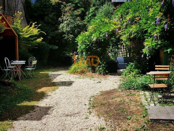Duplex avec terrasse arborée Esprit maison en hypercentre de Rennes