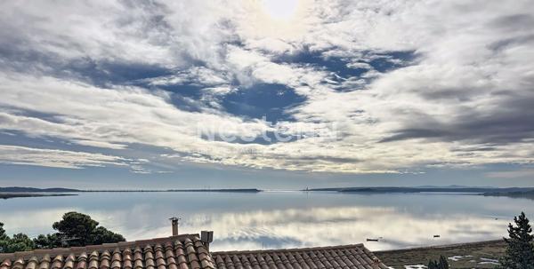 Maison atypique d'exception de 215 m², 7 pièces, 3 chambres avec vue panoramique et imprenable sur l'Étang de Bages, 11100 BAGES