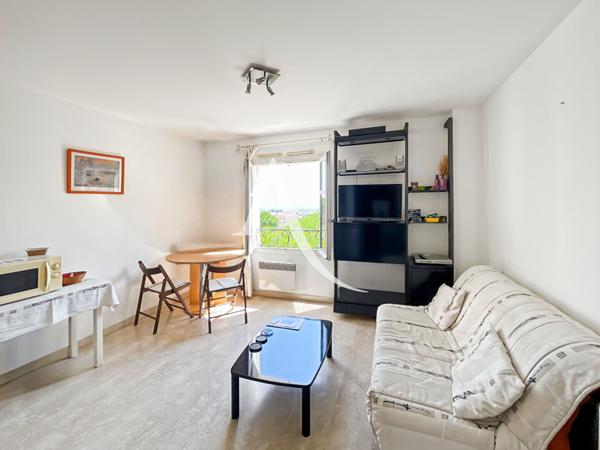 studio 22 m² vue mer, piscine Cannet Mairie