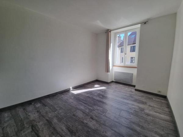 APPARTEMENT T3 LE PONT DE BEAUVOISIN - 3 pièce(s) - 56 m2