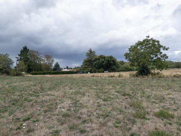 Terrain à vendre à Pressignac (16150) - Charente