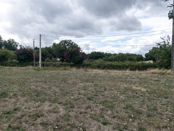 Terrain à vendre à Pressignac (16150) - Charente