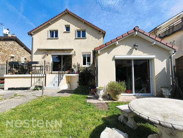 Maison Ermont 6 pièce(s) 120 m2 sur 918m² de terrain 4 chambres terrasse, grand jardin, sous-sol et garage