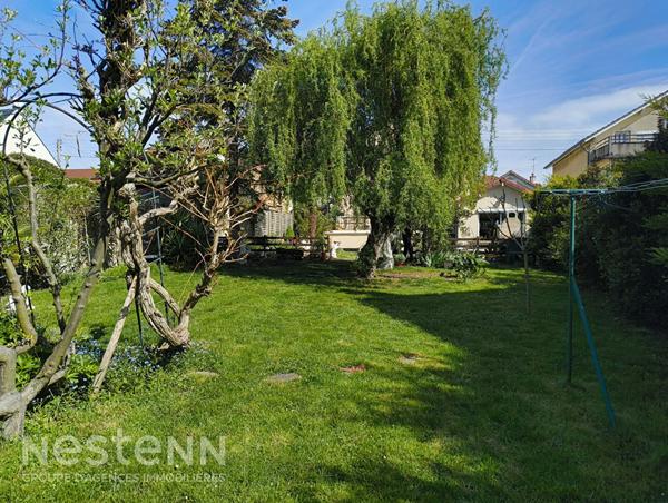 Maison Ermont 6 pièce(s) 120 m2 sur 918m² de terrain 4 chambres terrasse, grand jardin, sous-sol et garage