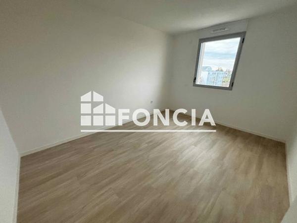 Location Appartement 4 pièces 90.27 m² - RESIDENCE LE JARDIN DU CEDRE Poitiers 86000