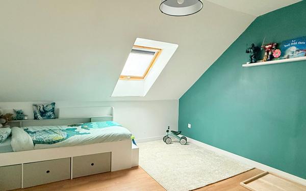 Maison à vendre    6 pièces • 180 m2 Jouy-le-Châtel