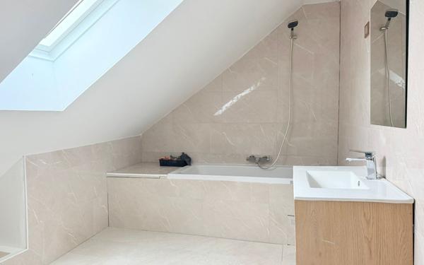 Maison à vendre    6 pièces • 180 m2 Jouy-le-Châtel