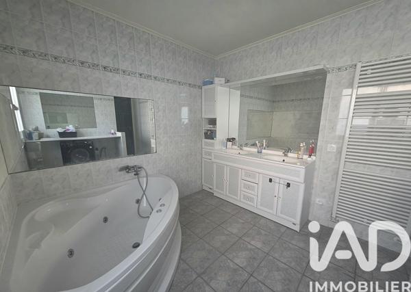 Maison à vendre 6 pièces 150 m² Sainte-Savine