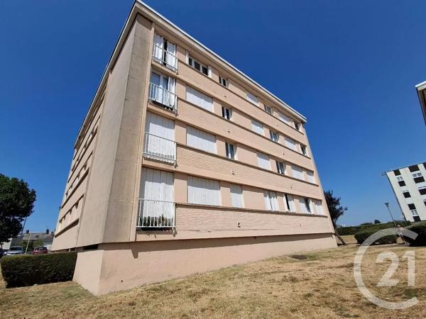 Appartement F4 à vendre  4 pièces - 72,68 m 2   GRANVILLE  - 50