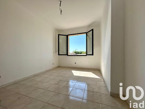 Maison 5 pièces de 110 m² à Lunel-Viel (34400)