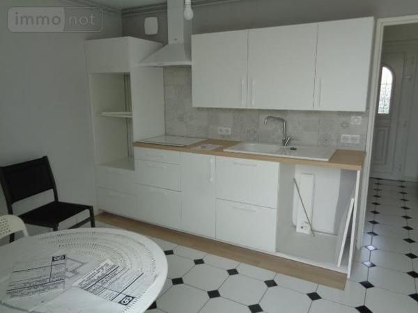 Maison à louer à Saint-Marcel en Saône-et-Loire (71380), ref : STM-L1