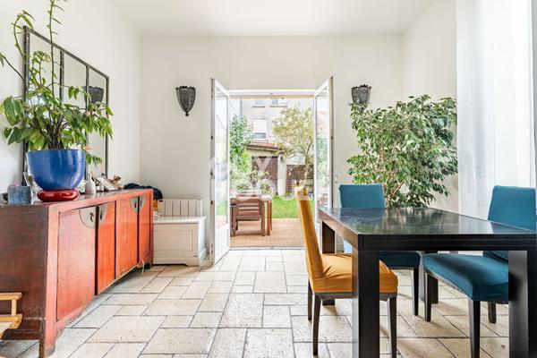 MAISON 3 CHAMBRES DANS UNE ALLEE PRIVEE