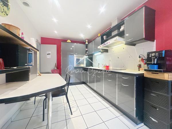 Millau (12100) MAISON 92 M2 F4 PLAIN PIED SUR TERRAIN DE 410 M2