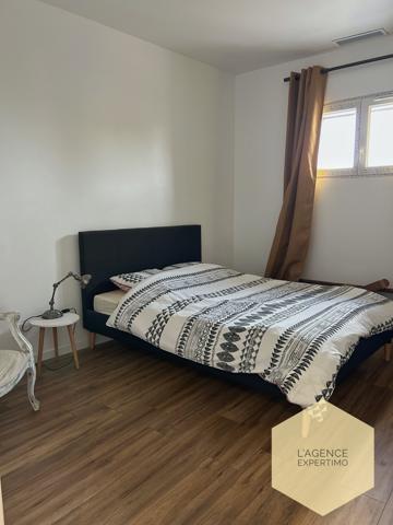 Jonquières (84150) Maison entièrement rénovée de 170 m2 avec jardin et ateliers