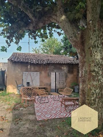 Jonquières (84150) Maison entièrement rénovée de 170 m2 avec jardin et ateliers