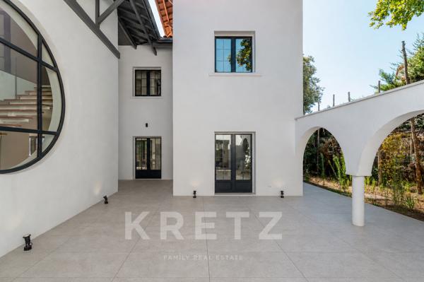 Arcachon / Les Abatilles – Grande villa familiale 410m², à pied de la plage Pereire