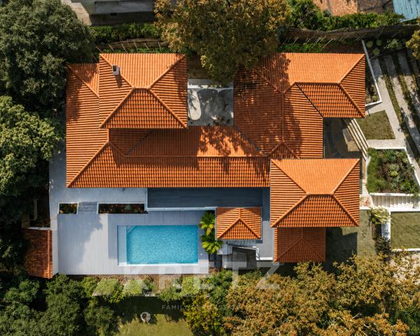 Arcachon / Les Abatilles – Grande villa familiale 410m², à pied de la plage Pereire