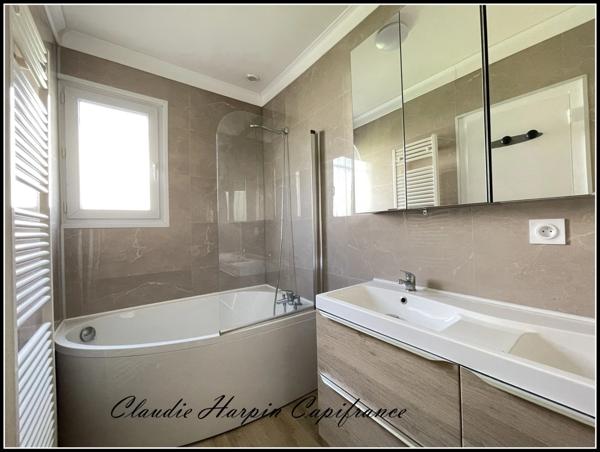 Dpt Deux Sèvres (79), à vendre PARTHENAY maison P4 - 62 m²  - 2 ch - garage - terrain 310 m²