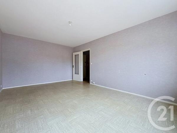 Appartement F3 à vendre  3 pièces - 60 m 2   ARGENTAN  - 61