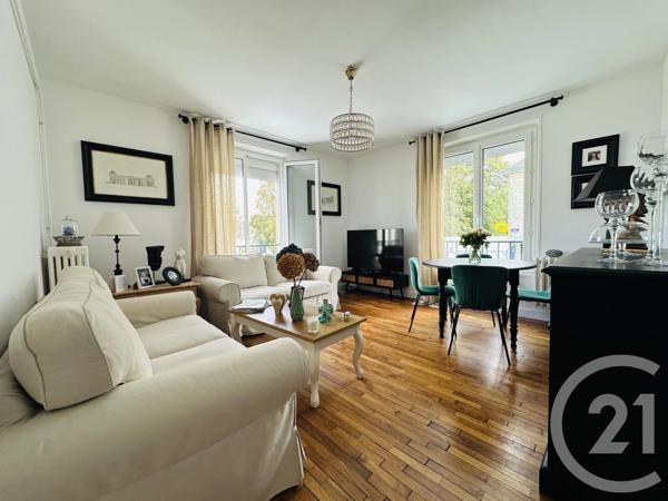 Appartement F3 à vendre  3 pièces - 60 m 2   ARGENTAN  - 61