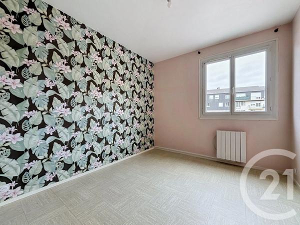 Appartement F3 à vendre  3 pièces - 60 m 2   ARGENTAN  - 61