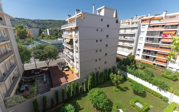 Appartement à vendre    3 pièces • 73,42 m2 Nice