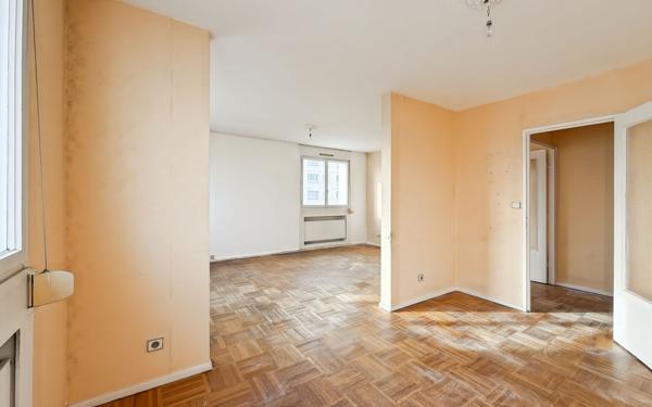 Appartement à vendre    4 pièces • 99,04 m2 Lyon 6