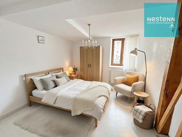 Appartement à vendre à Montbrison - 2 chambres - 1er étage - Place de la Mairie