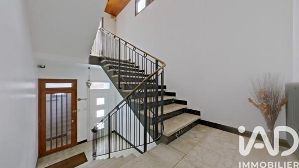 Maison à vendre 8 pièces 211 m² Hauts de Bienne