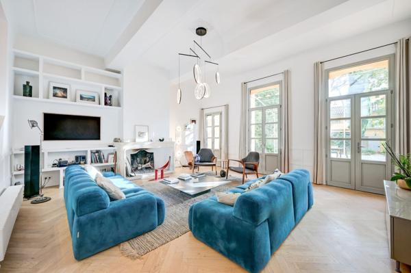 Vente Hôtel particulier Aix-en-Provence 14 Pièces 490 m²