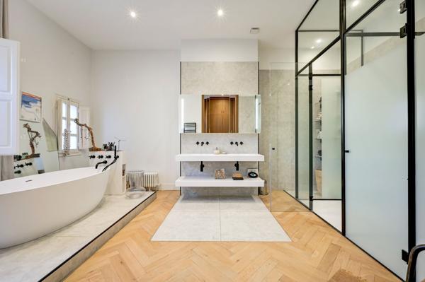 Vente Hôtel particulier Aix-en-Provence 14 Pièces 490 m²