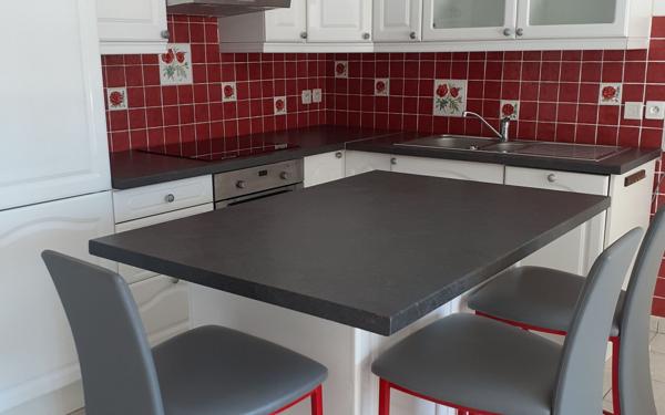 Appartement à vendre    3 pièces • 52 m2 Salon-de-Provence