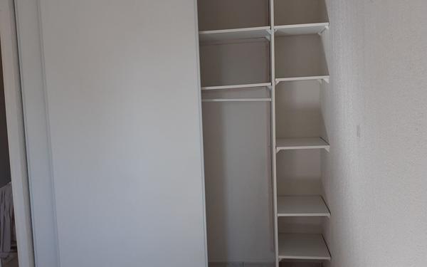 Appartement à vendre    3 pièces • 52 m2 Salon-de-Provence