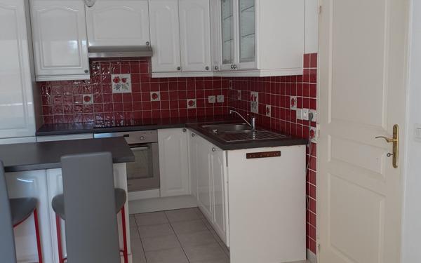 Appartement à vendre    3 pièces • 52 m2 Salon-de-Provence